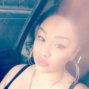 Meet your Posher, Chanel